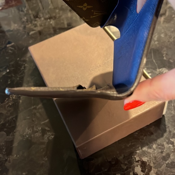 Louis Vuitton wallet - Picture 9 of 12